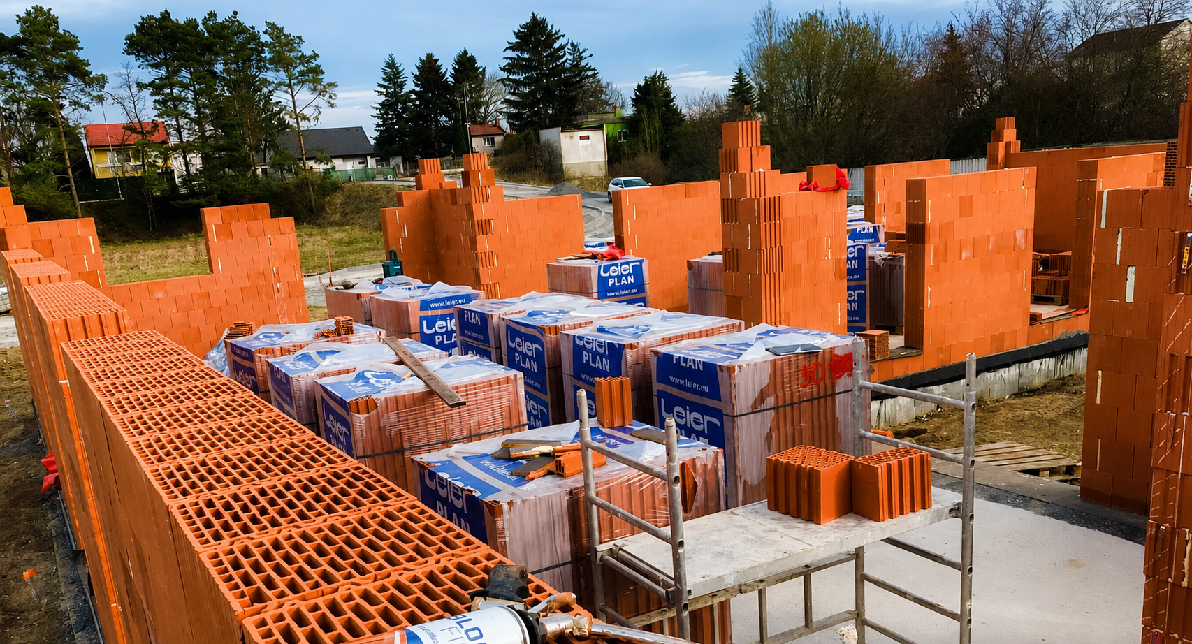 Kvalitní zdi = klidné bydlení. Jak vybrat správné zdivo? Rozhoduje materiál